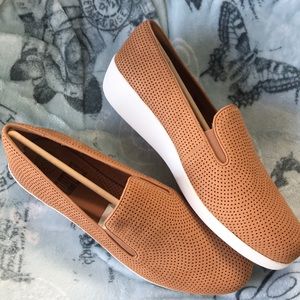 Comfortable slip on’s!